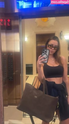 Una Healy [ una-healy ] - Yup. It's warm...
