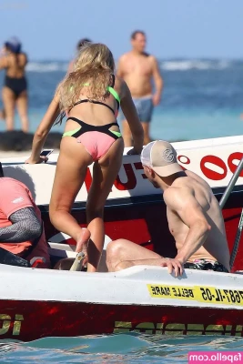 Una Healy [ una-healy ] - Do you like to see how my nipples get when I play with them  unlock