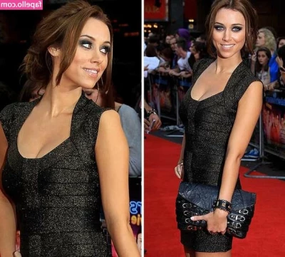 Una Healy [ una-healy ] - Goodmorning ladies!! I'm not ignoring you...this site won't let me
