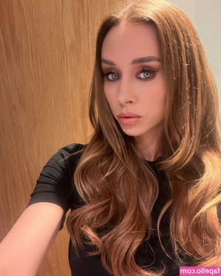 Una Healy [ una-healy ] - Welcome to Chilis
