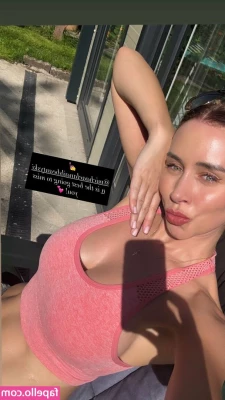 Una Healy [ una-healy ] - Like my new thong