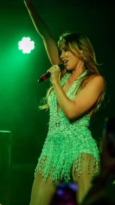 Una Healy [ una-healy ] - Quiero ser tu desayuno de hoy🍽️