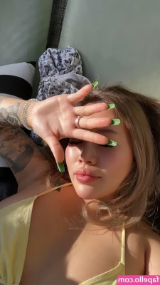 Heidikinnns - It s hump day  Let s get to know each other