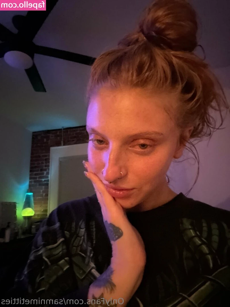 Samnimetitties [ samnimetitties-4 ] - Swipe to see Oola spread ;p