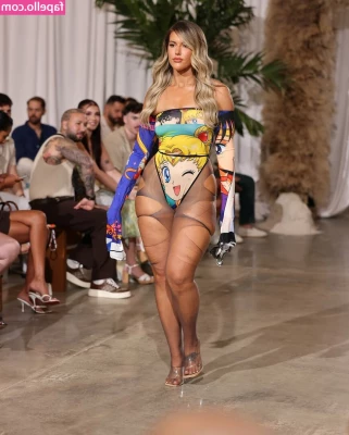 Marissa DuBois [ marissa-dubois-25 ] - i think i need better shiner for this dress!