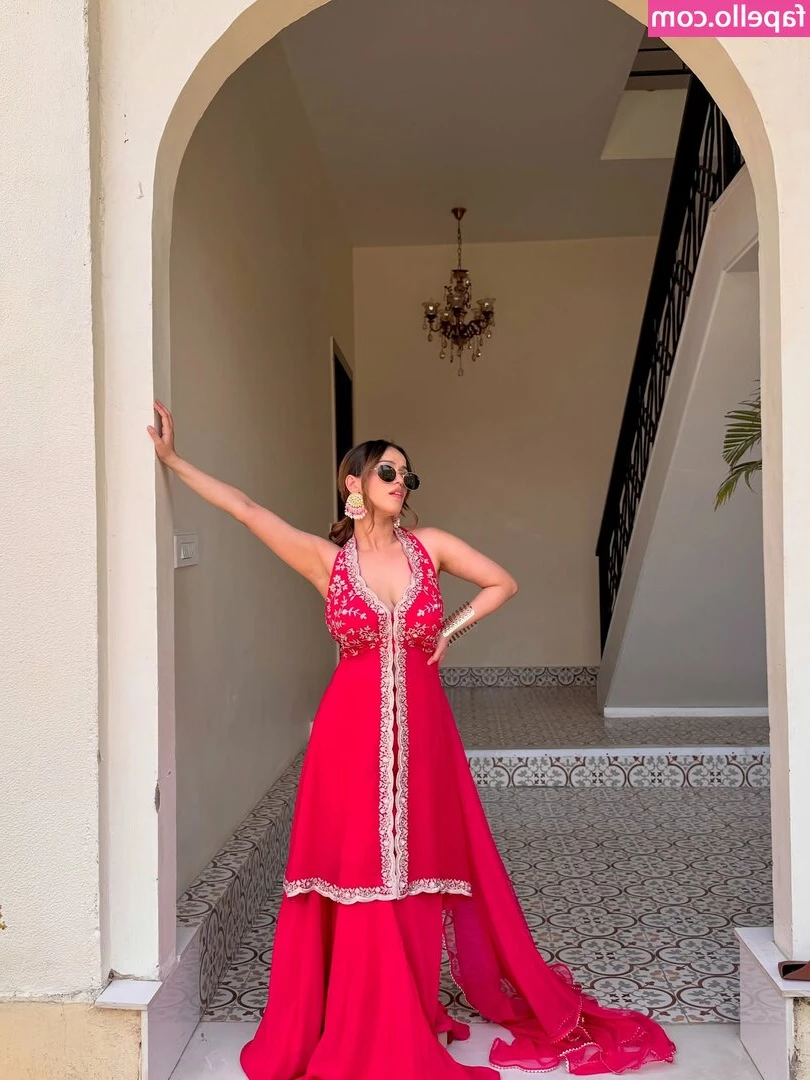 Vidisha Anand [ vidisha-anand ] - For frisky Friday I think we re going to re release the strawberry