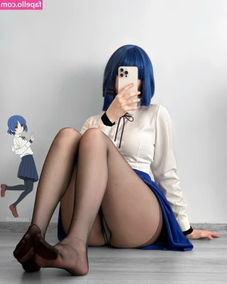 Mersweb [ mersweb-2 ] - Don’t leave me waiting, this bad girl could use a spanking 🤚