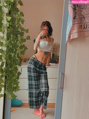 arina_gp [ arina-gp ] - Do you wanna fuck my ass daddy