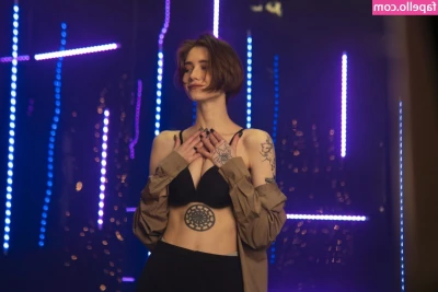 arina_gp [ arina-gp ] - Camsoda.com/Wewantdiamond #GhettoNight