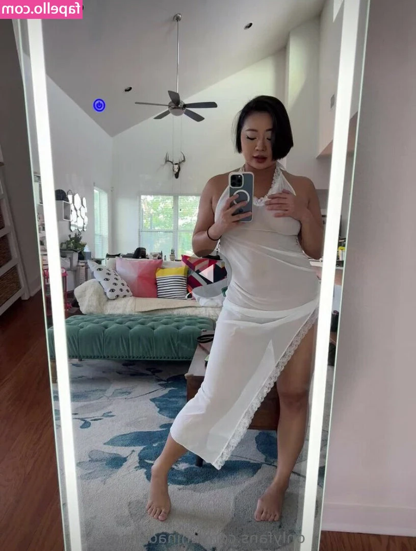 Nikkiq [ nikkiq-3 ] - Are you cumming with me to work out? 🥵💦