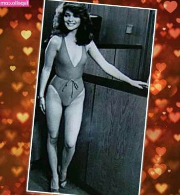 Valerie Bertinelli [ valerie-bertinelli ] - Are you enjoying the view? 😉