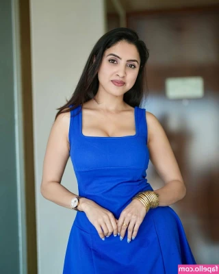 Priyanka Kholgade [ priyanka-kholgade ] - Hush and get your hoe on 😜😜😜😜