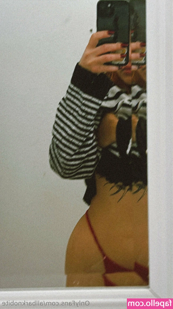 allbarknobite - @isabelleharis has been a bad girl 😈 should I release the photoset