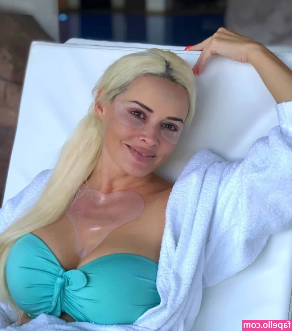 Daniela Katzenberger [ daniela-katzenberger ] - He always gets what he wants
