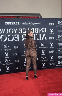 Nazanin Kavari [ nazanin-kavari ] - You saw the raw footage of that video a while back: this is a