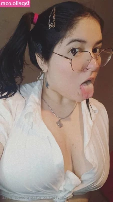 scorpionsprincess - Less clothing = more movement 🤷‍♀️