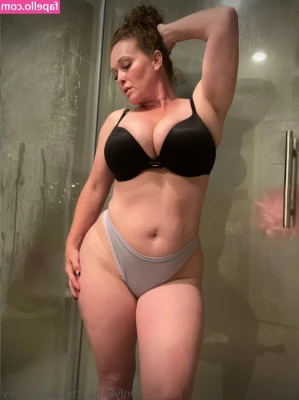 Sara Staley [ sara-staley ] - Fuck me daddy