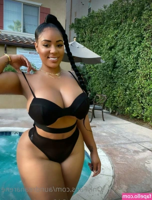 Aundreana Rene [ aundreana-rene-2 ] - I Got A Nut Less Then 2 Min 💕