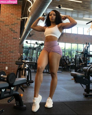 Layla Diggs [ layla-diggs ] - Minnie loves showing off for you 😜