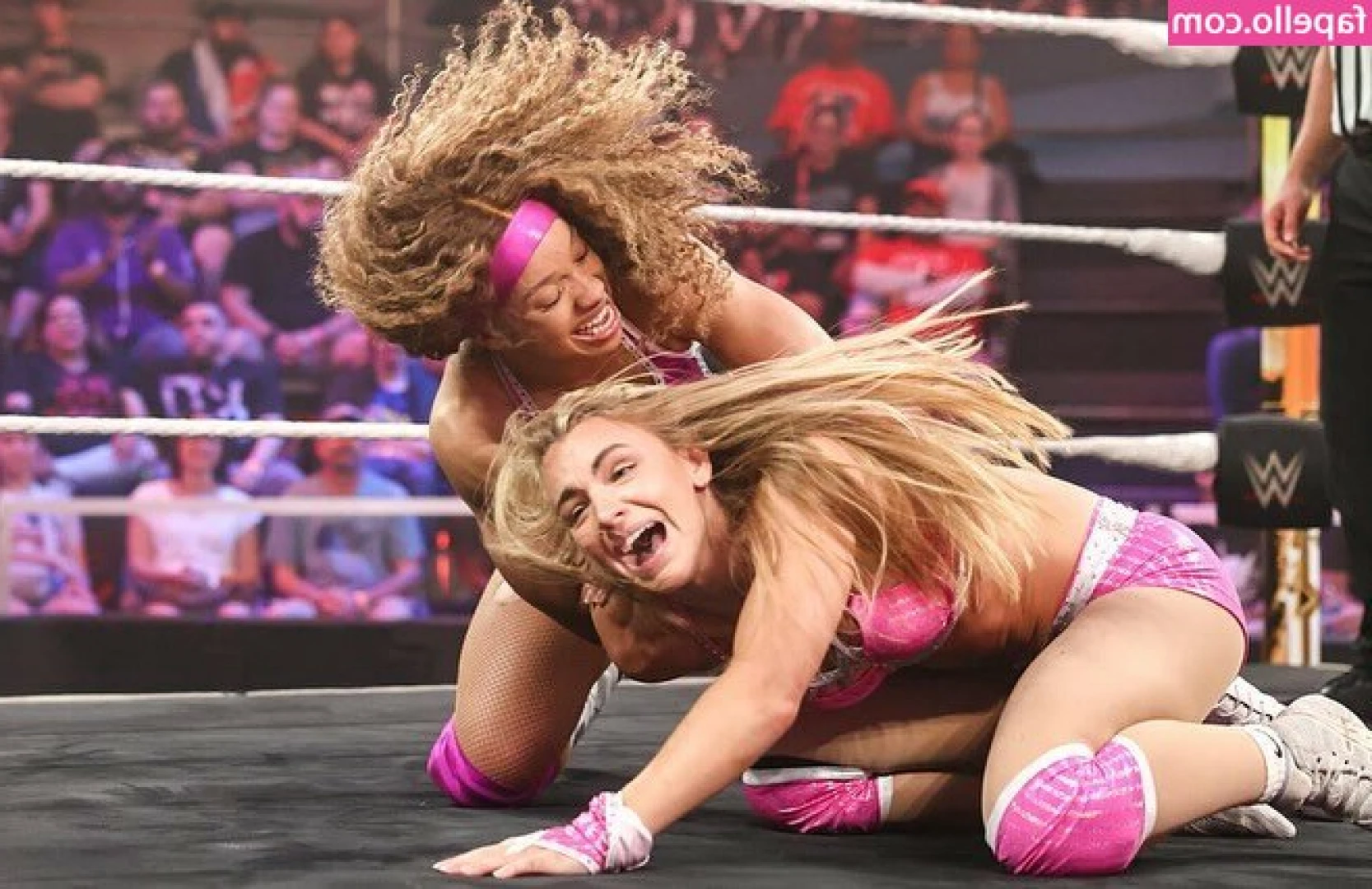 Layla Diggs [ layla-diggs ] - Don't you want me face down, ass up tonight? ~New Content~