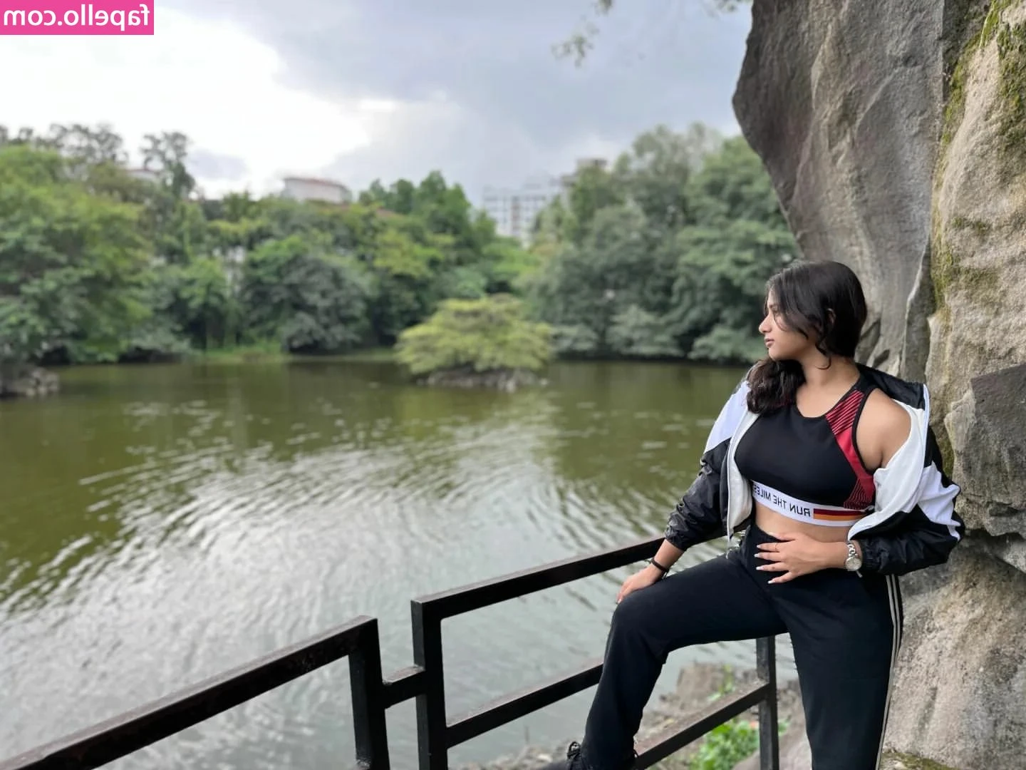 Ipsita Nandi [ ipsita-nandi ] - my butt :0