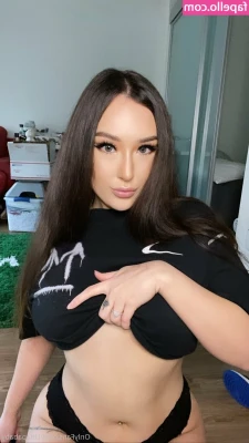 Lilhapababy - Where to touch first...