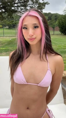 munchie.michelle [ munchie-michelle ] - Hot Bitch ;)