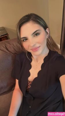 Chelsie Deville [ chelsie-deville ] - This outfit got my throat fucked so good on Saturday