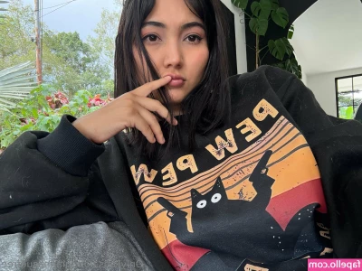 giannasuefree - Some slow motion jiggles