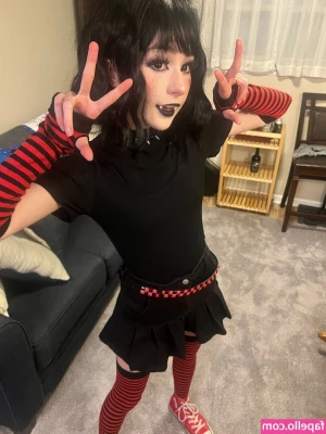 Sammynoodlesoup - Happy Mother s Day to all the sexy MILFS  amp  GILFS