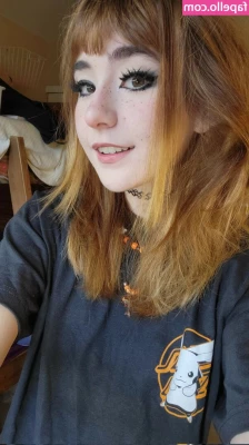 Sammynoodlesoup - This is what my hair looks like without extensions and if I let it