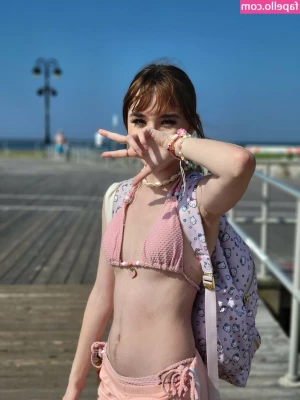 Sammynoodlesoup - NEW CLIP  And here is part two  Find out what you get up to with me