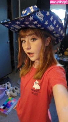 Sammynoodlesoup - Took these while I was gaming