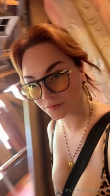 jillibean90 - Pull my hair and fuck me like the little slut I am!