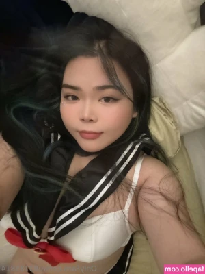 Sunlightgf - shot my load and just pulled the blanket back over me for more