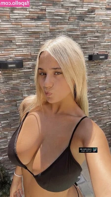 Camila Marani [ camila-marani ] - Really horny! I wanna film and cum lots, but I'm not feeling too good
