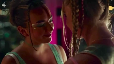 Hollyoaks [ hollyoaks-1 ] - Gostam de ouvir putaria