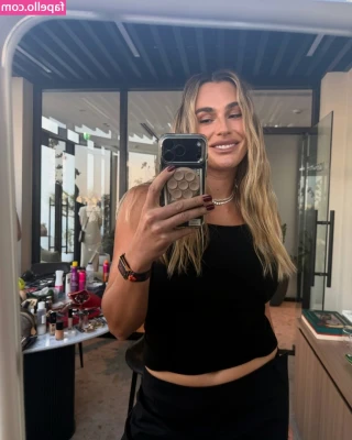 Aryna Sabalenka [ aryna-sabalenka ] - anaconda wants to go to school 🏫🤦🏼‍♀️🐍