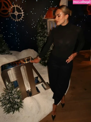 Aryna Sabalenka [ aryna-sabalenka ] - Bend me over 😈💦
