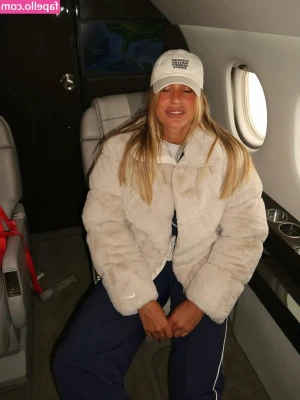 Aryna Sabalenka [ aryna-sabalenka ] - Last day for natural nails! Can you guess what color is next?  If you