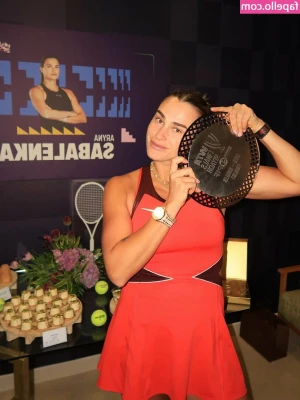 Aryna Sabalenka [ aryna-sabalenka ] - Got a new little video for you today, im at work for a bit so ill