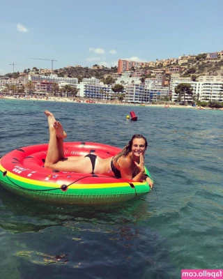 Aryna Sabalenka [ aryna-sabalenka ] - SLOW MO TITTY JIGGLING WHILE LAYING ON BACK     5 04 MINUTES