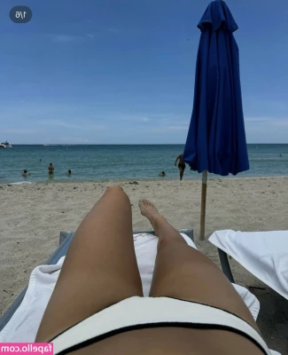 Aryna Sabalenka [ aryna-sabalenka ] - i will turn one year older in a few days  i can't wait to blow out my