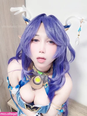 pulaylummy - You like the view from down there? 😝