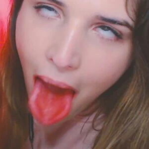 Freya Victoria Luz ASMR