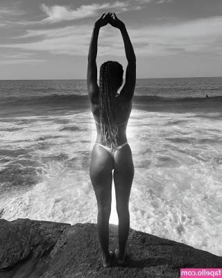 Tina Calamba [ tina-calamba ] - The only part of my body that apparently saw sun lol