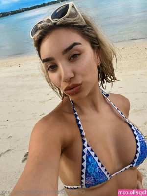Ella Baig [ ella-baig-2 ] - just visited the sauna    completely natural without makeup