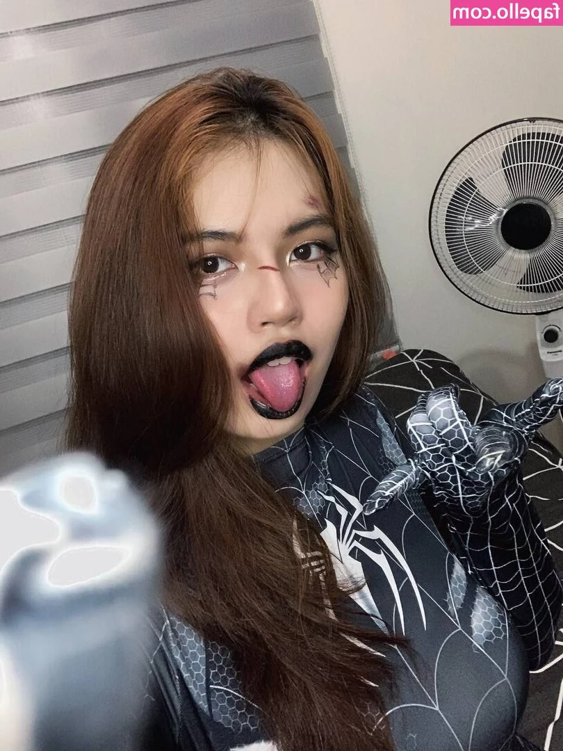 Rumiya Ch. [ rumiya-ch ] - I ll be chill and just pet your head today  You ve done great this