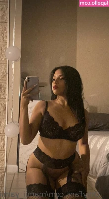 Snoh Aalegra [ snoh-aalegra ] - A full day on these today & now time for bed!! A massage would be