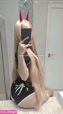 Yasxnip - Busted a huge load on my closet mirror 🍆 💦 🪞 clip